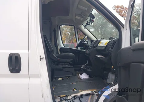 2016 Ram Promaster 2500 High Roof из США, поврежденный, VIN 3C6TRVDG1GE128084